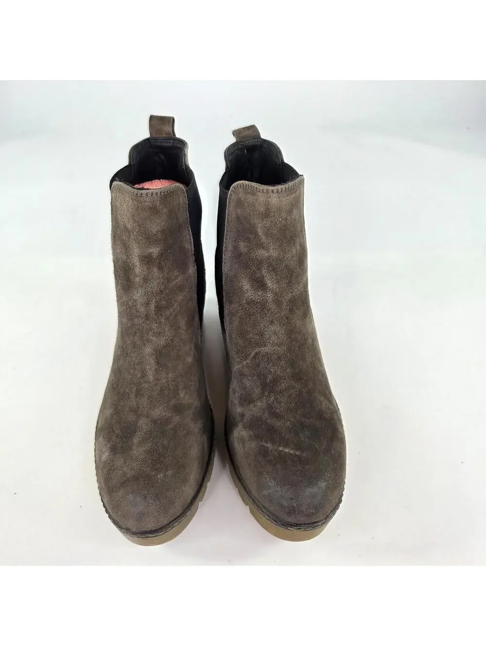 Diba True Nir Vana women's ankle boots US 10 tan suede Chelsea Wedge Booties